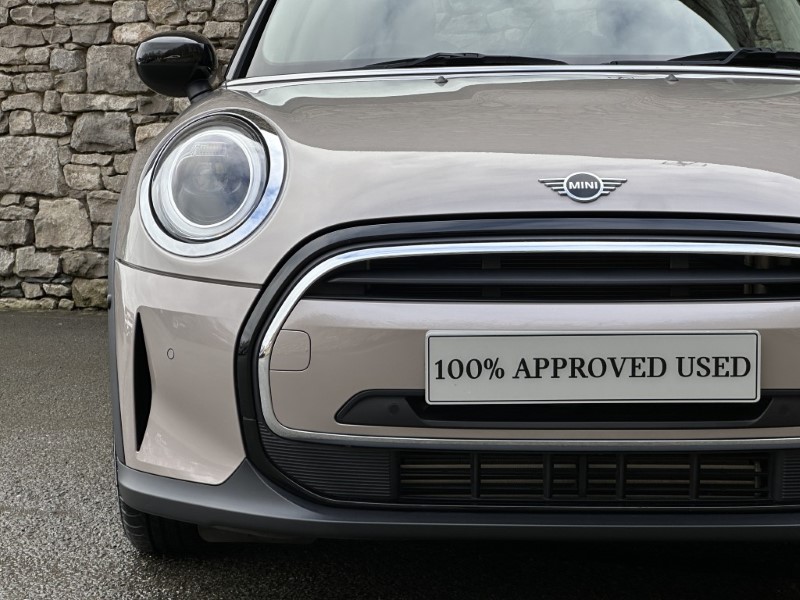 2021 (21) MINI HATCHBACK 1.5 Cooper Classic 3dr Auto 5146440