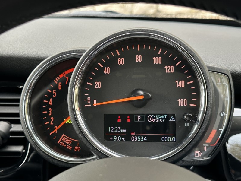 2021 (21) MINI HATCHBACK 1.5 Cooper Classic 3dr Auto 5146421