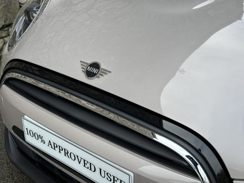 2021 (21) MINI HATCHBACK 1.5 Cooper Classic 3dr Auto 5146413