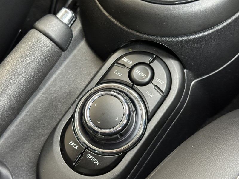 2021 (21) MINI HATCHBACK 1.5 Cooper Classic 3dr Auto 5146403