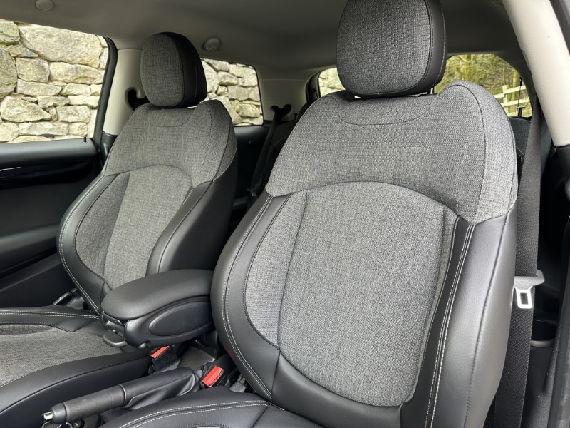 2021 (21) MINI HATCHBACK 1.5 Cooper Classic 3dr Auto 5146417