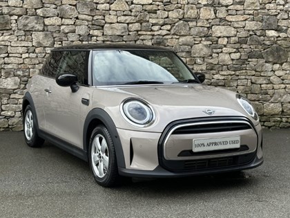 2021 (21) MINI HATCHBACK 1.5 Cooper Classic 3dr Auto