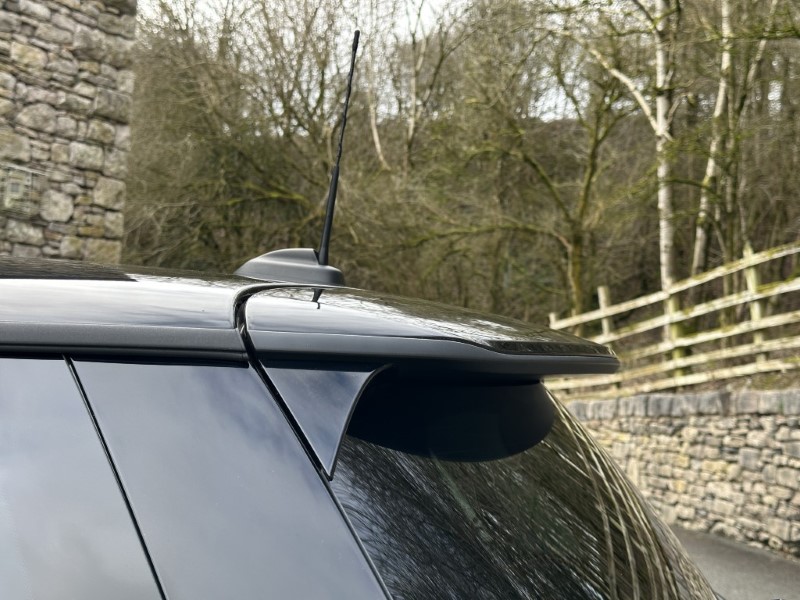 2021 (21) MINI HATCHBACK 1.5 Cooper Classic 3dr Auto 5146431