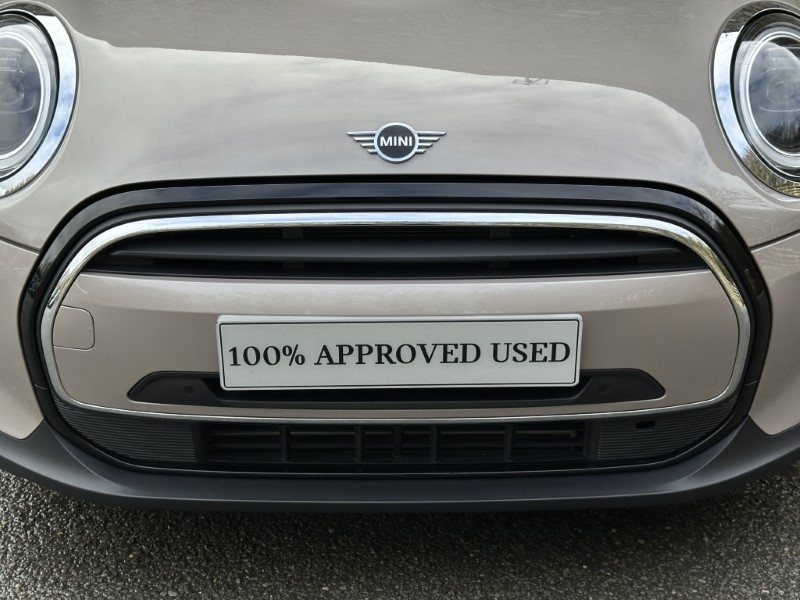 2021 (21) MINI HATCHBACK 1.5 Cooper Classic 3dr Auto 5146441