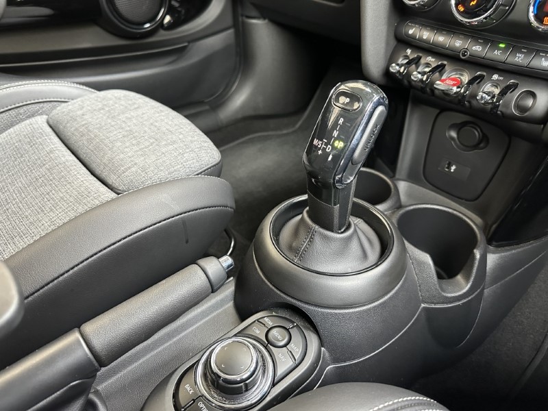 2021 (21) MINI HATCHBACK 1.5 Cooper Classic 3dr Auto 5146402