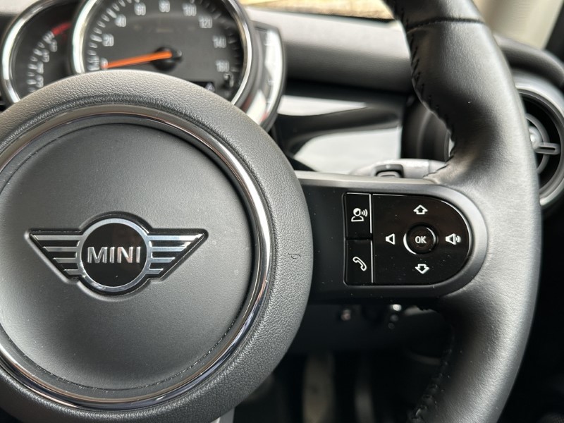 2021 (21) MINI HATCHBACK 1.5 Cooper Classic 3dr Auto 5146410