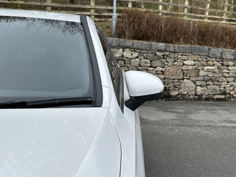 2024 (74) MERCEDES-BENZ A CLASS A200 AMG Line Executive 5dr Auto 5147506