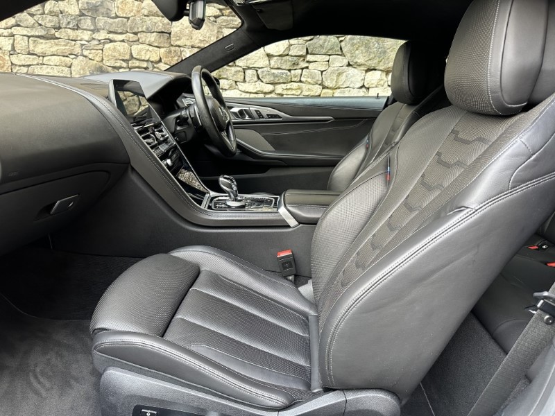2019 (19) BMW 8 SERIES M850i xDrive 2dr Auto 5148668