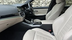 2021 (21) BMW 3 SERIES M340i xDrive MHT 4dr 5154703