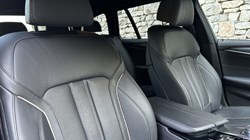 2021 (21) BMW 5 SERIES 520d xDrive MHT M Sport Touring 5155068