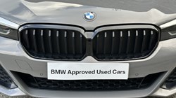 2021 (21) BMW 5 SERIES 520d xDrive MHT M Sport Touring 5167643