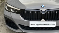 2021 (21) BMW 5 SERIES 520d xDrive MHT M Sport Touring 5167620