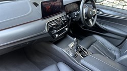 2021 (21) BMW 5 SERIES 520d xDrive MHT M Sport Touring 5155089