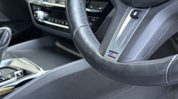 2021 (21) BMW 5 SERIES 520d xDrive MHT M Sport Touring 5155069