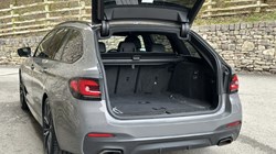 2021 (21) BMW 5 SERIES 520d xDrive MHT M Sport Touring 5167616