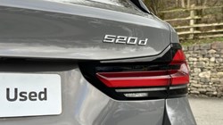 2021 (21) BMW 5 SERIES 520d xDrive MHT M Sport Touring 5167613