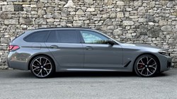 2021 (21) BMW 5 SERIES 520d xDrive MHT M Sport Touring 5155059