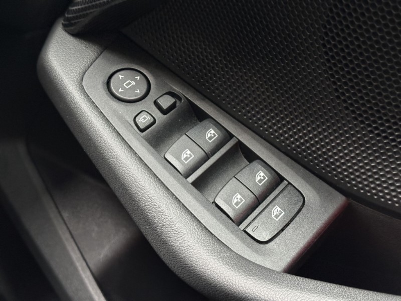 2022 (22) BMW 2 SERIES 218i [136] Sport 4dr DCT [Live Cockpit Prof] 5171069