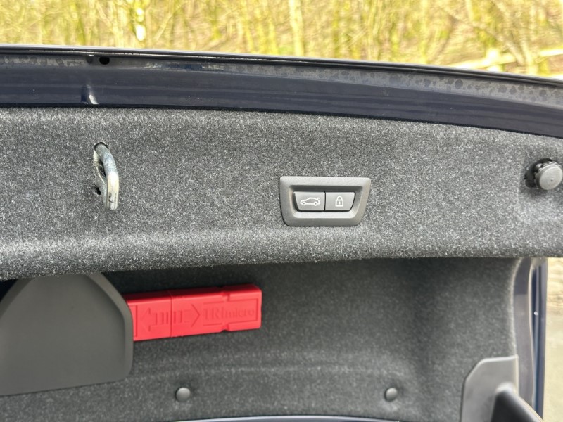 2023 (23) BMW 3 SERIES 320i M Sport 4dr Saloon  5165112