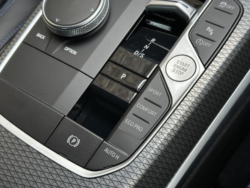 2023 (23) BMW 3 SERIES 320i M Sport 4dr Saloon  5165126