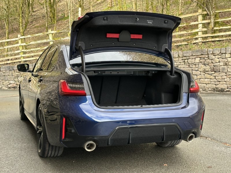 2023 (23) BMW 3 SERIES 320i M Sport 4dr Saloon  5165113