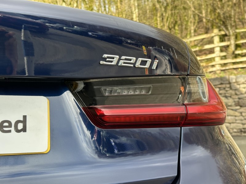 2023 (23) BMW 3 SERIES 320i M Sport 4dr Saloon  5165114