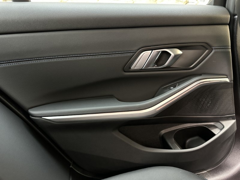 2023 (23) BMW 3 SERIES 320i M Sport 4dr Saloon  5165118