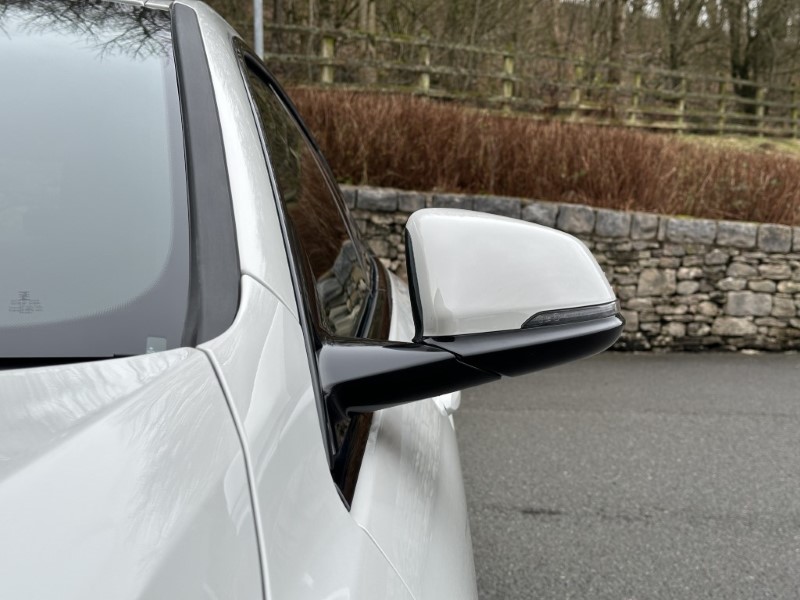 2022 (72) BMW 2 SERIES 218i M Sport 4dr 5121419