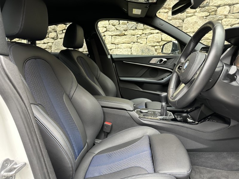 2022 (72) BMW 2 SERIES 218i M Sport 4dr 5121379