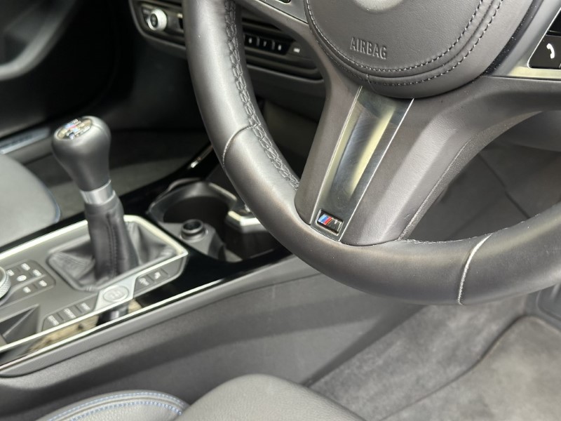 2022 (72) BMW 2 SERIES 218i M Sport 4dr 5121381