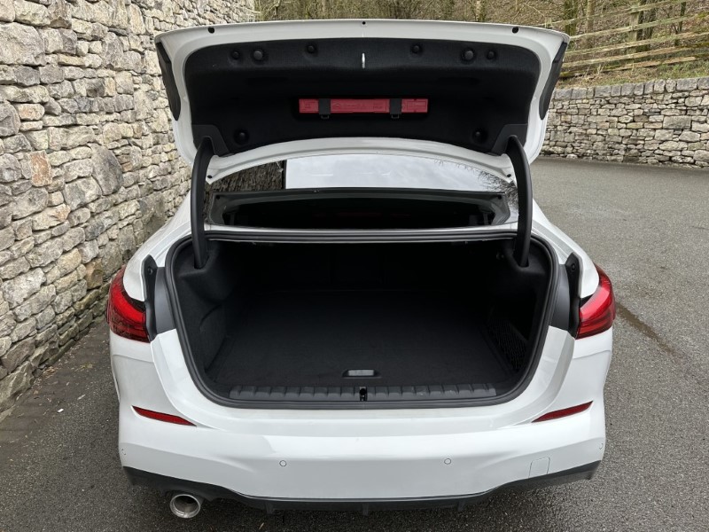 2022 (72) BMW 2 SERIES 218i M Sport 4dr 5121377