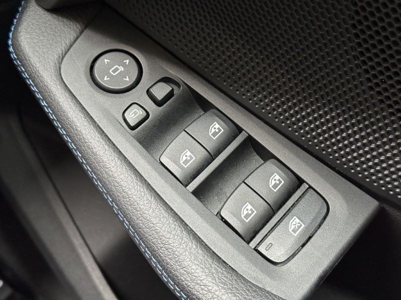 2022 (72) BMW 2 SERIES 218i M Sport 4dr 5121398