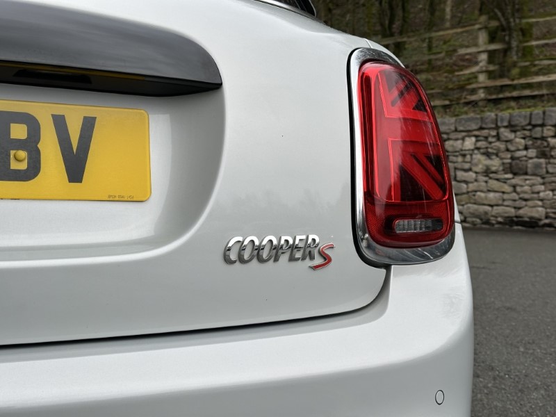 2019 (19) MINI HATCHBACK 2.0 Cooper S II 5dr [Chili/Nav PLUS Pack] 5156590