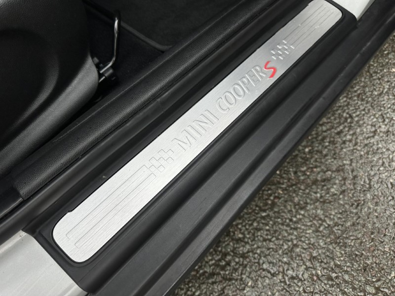 2019 (19) MINI HATCHBACK 2.0 Cooper S II 5dr [Chili/Nav PLUS Pack] 5156596