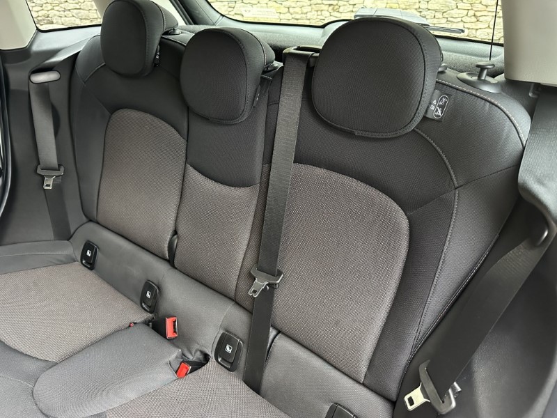 2023 (23) MINI HATCHBACK 1.5 Cooper Classic 5dr 5172000