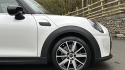 2023 (23) MINI HATCHBACK 1.5 Cooper Classic 5dr 5172018