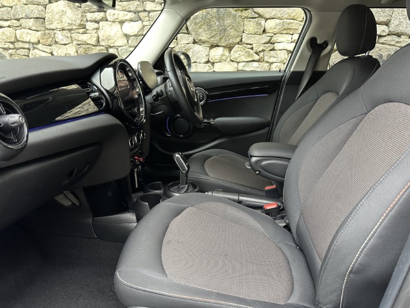 2023 (23) MINI HATCHBACK 1.5 Cooper Classic 5dr 5171988