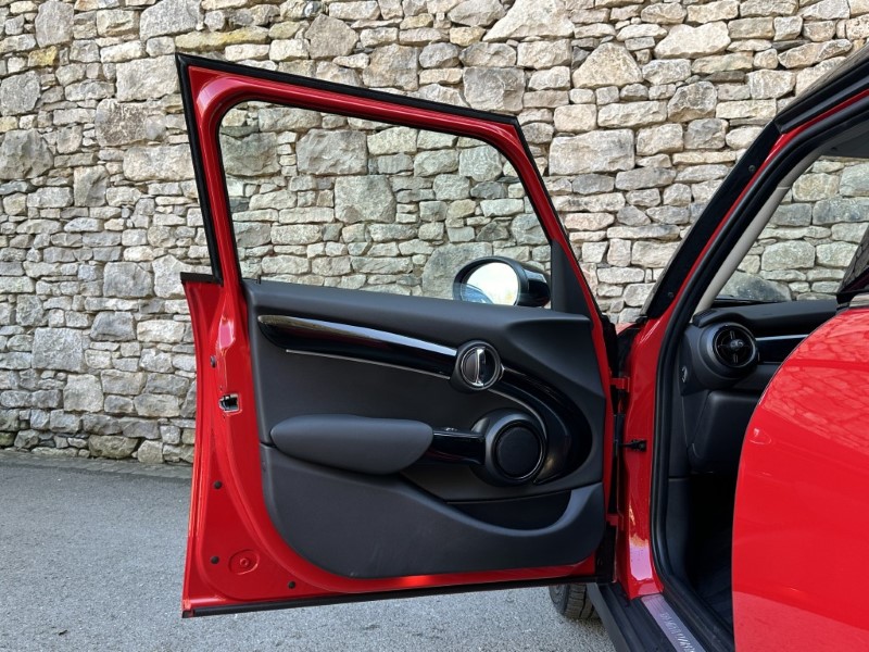 2023 (23) MINI HATCHBACK 2.0 Cooper S Classic 5dr Auto 5135685