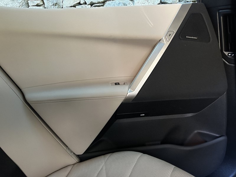 2023 (73) BMW iX 240kW xDrive40 M Sport 76.6kWh 5dr Auto 5189974