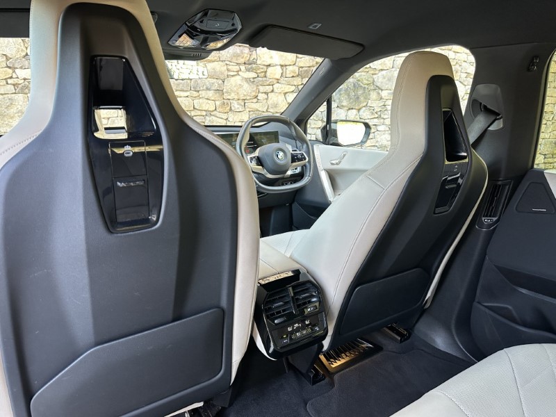 2023 (73) BMW iX 240kW xDrive40 M Sport 76.6kWh 5dr Auto 5190006