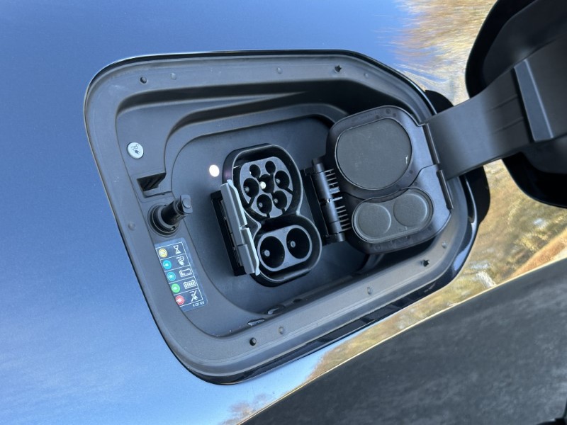 2023 (73) BMW iX 240kW xDrive40 M Sport 76.6kWh 5dr Auto 5190031