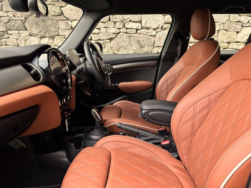 2023 (23) MINI HATCHBACK 1.5 Cooper Exclusive Premium 5dr Auto 5123445