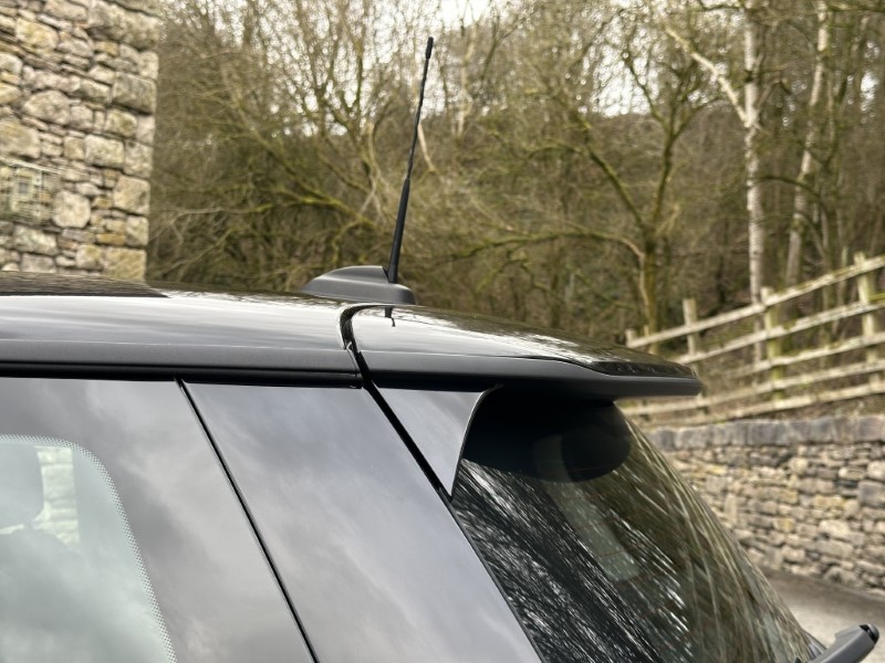 2022 (72) MINI HATCHBACK 1.5 Cooper Classic 3dr Auto 5149047