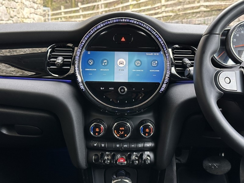 2022 (72) MINI HATCHBACK 1.5 Cooper Classic 3dr Auto 5149016