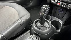 2022 (72) MINI HATCHBACK 1.5 Cooper Classic 3dr Auto 5151052