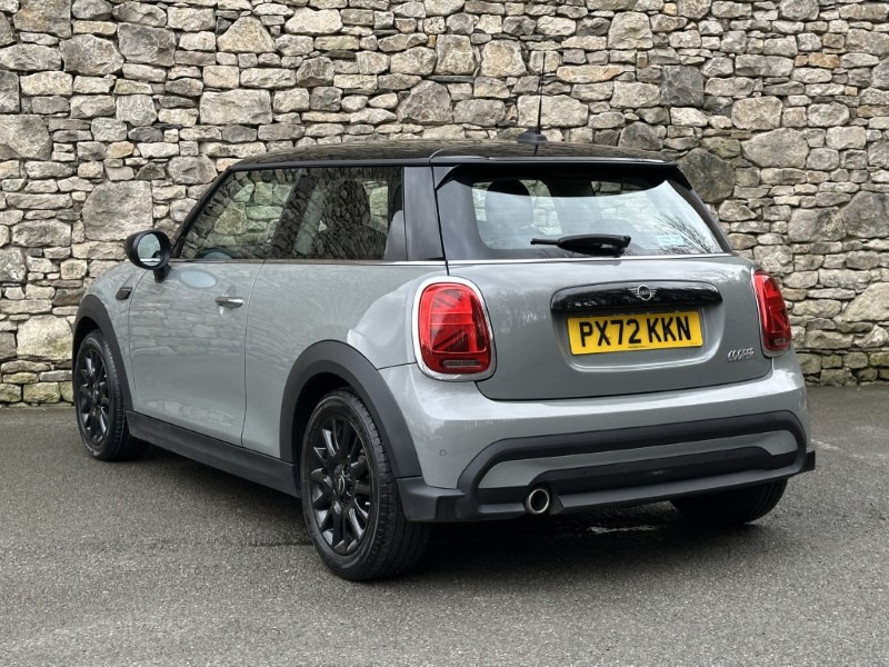 2022 (72) MINI HATCHBACK 1.5 Cooper Classic 3dr Auto