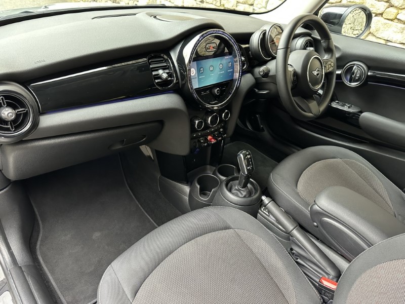 2022 (72) MINI HATCHBACK 1.5 Cooper Classic 3dr Auto 5149030