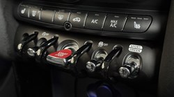 2022 (72) MINI HATCHBACK 1.5 Cooper Classic 3dr Auto 5149023