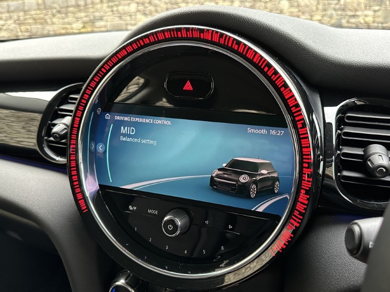 2022 (72) MINI HATCHBACK 1.5 Cooper Classic 3dr Auto 5149050