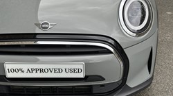 2022 (72) MINI HATCHBACK 1.5 Cooper Classic 3dr Auto 5149028